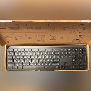 Open box/ like new Logitech MX Keys S Universal Full Size Wireless Keyboard